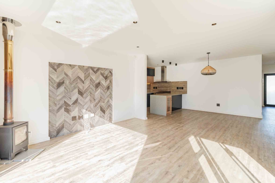 4 Bedroom Property for Sale in Sandown Western Cape